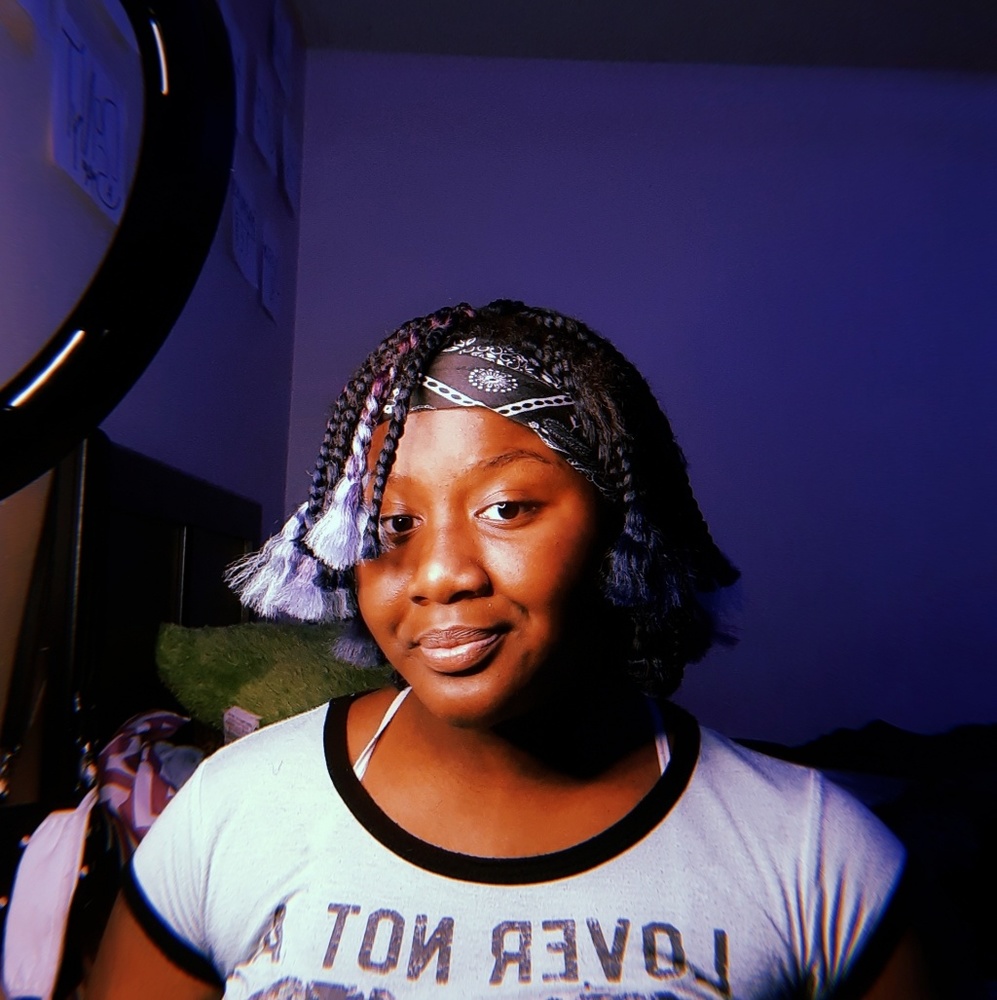 Meet your Posher, Destini